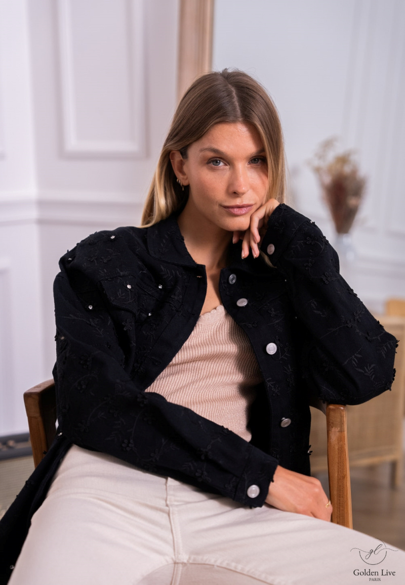 Grossiste Golden Live - Veste en jean avec strass en fleur