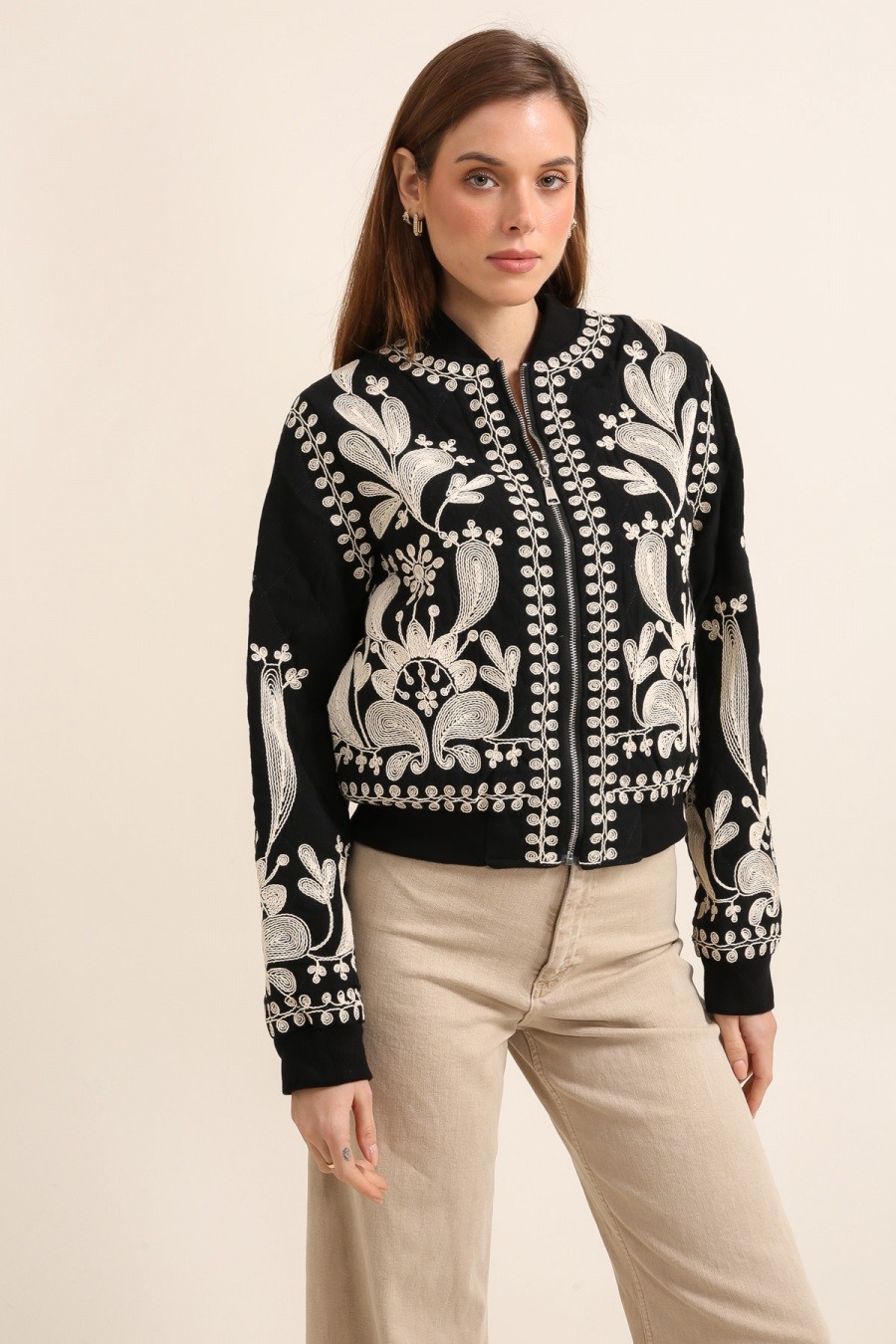 Mayorista Golden Live - Bomber bordado