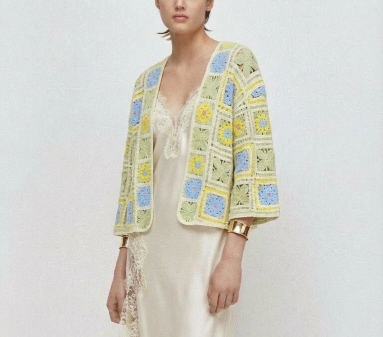 Grossiste Goldendays - Gilet crochet à fleurs avec manches larges