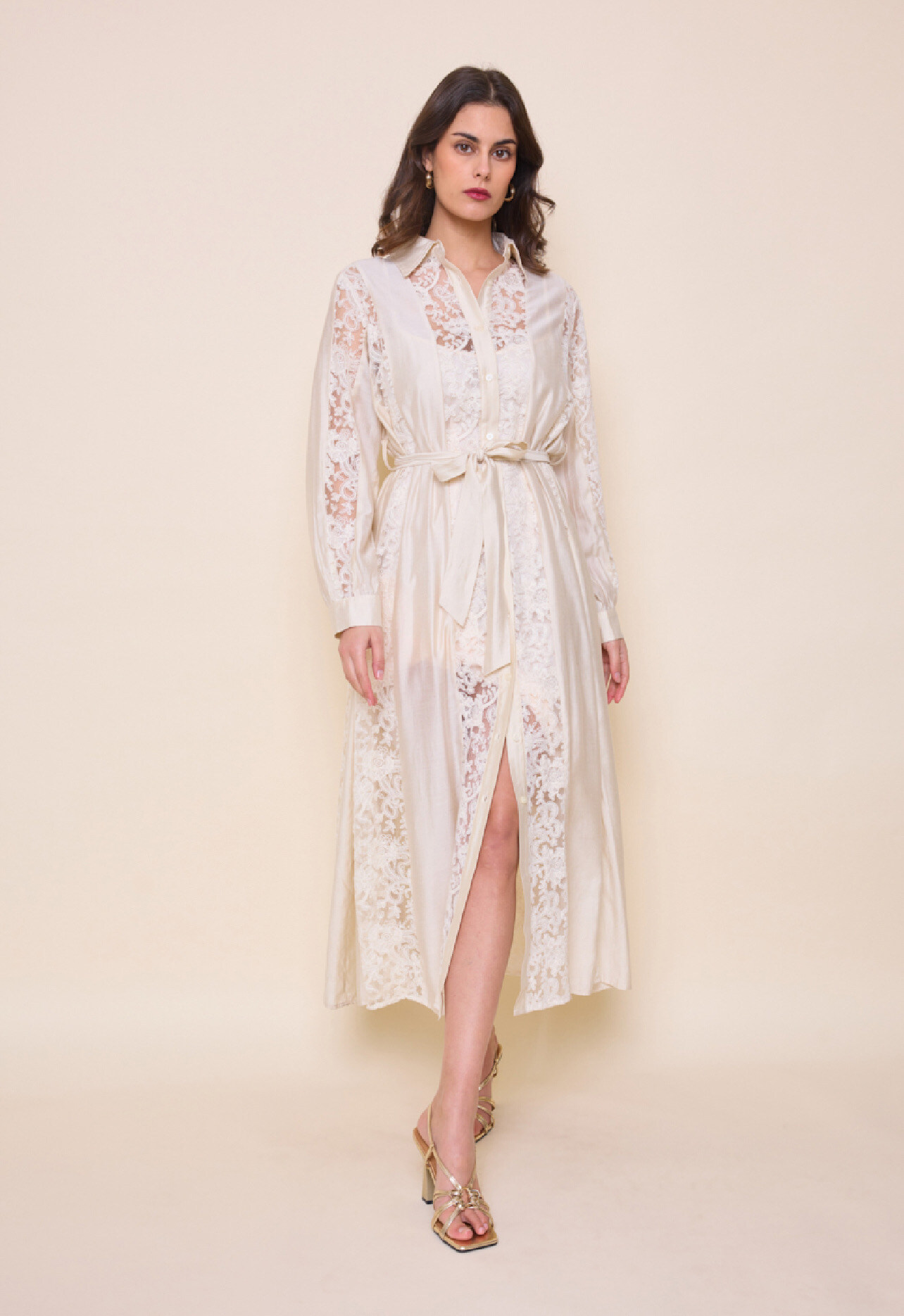 Grossista Goldendays - Abito a camicia in pizzo lungo e cotone