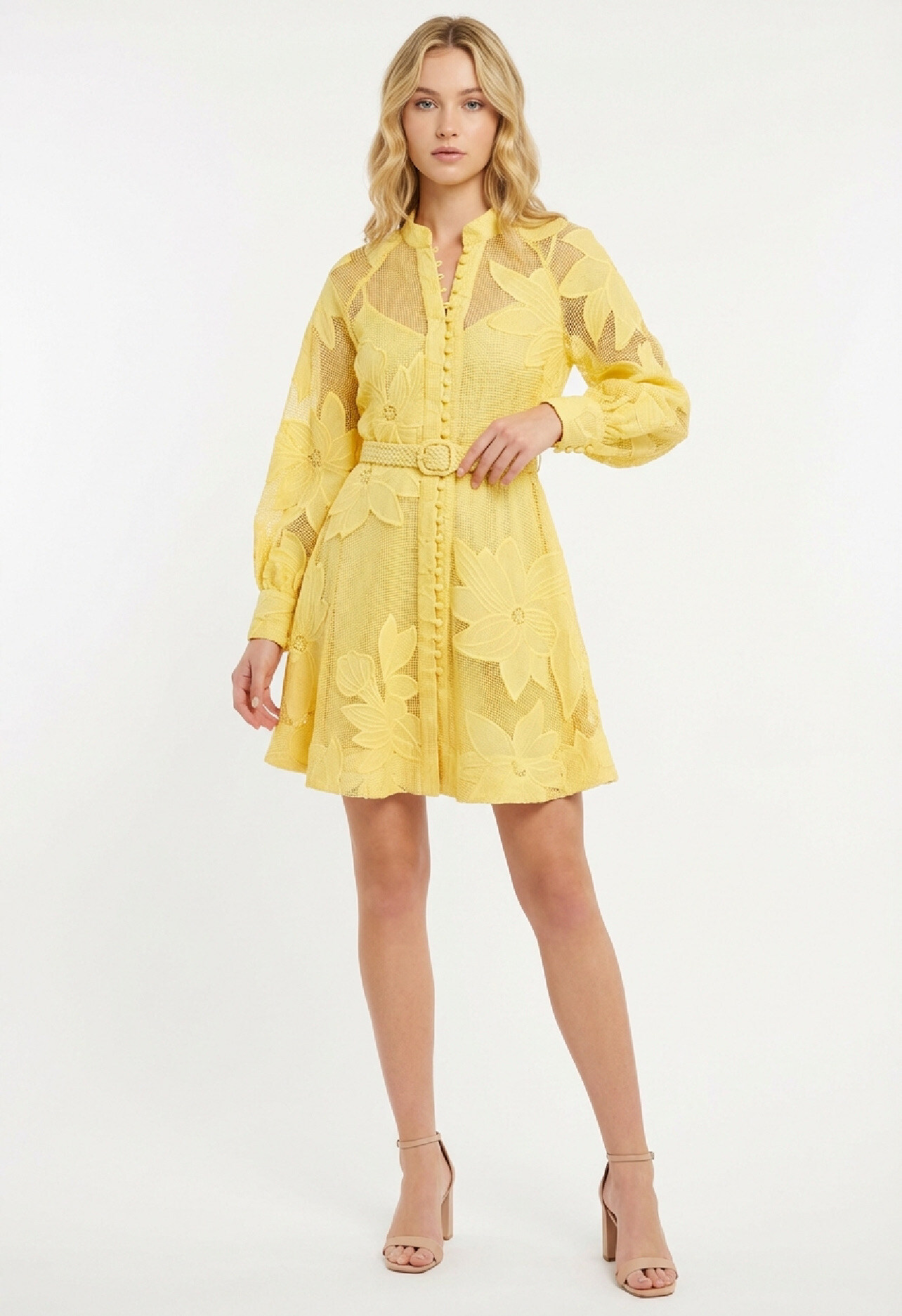Grossiste Goldendays - Robe courte en dentelle florale à col montant
