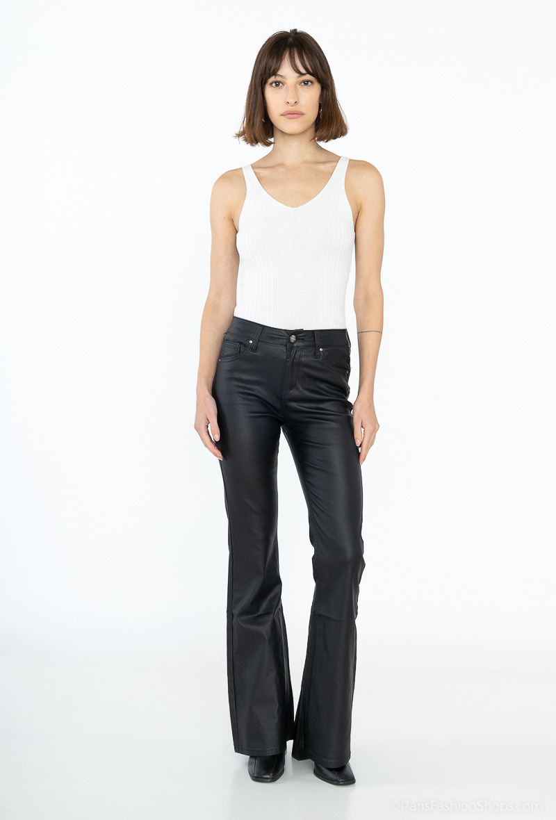 Wholesaler Goodies - Pantalon similicuir flare push up