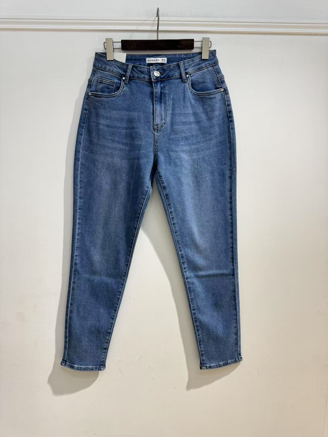 Grossiste Goodies - Mom jean stretch délavé