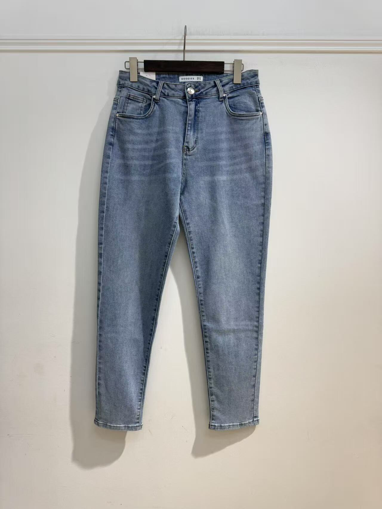 Grossiste Goodies - Mom jean stretch délavé