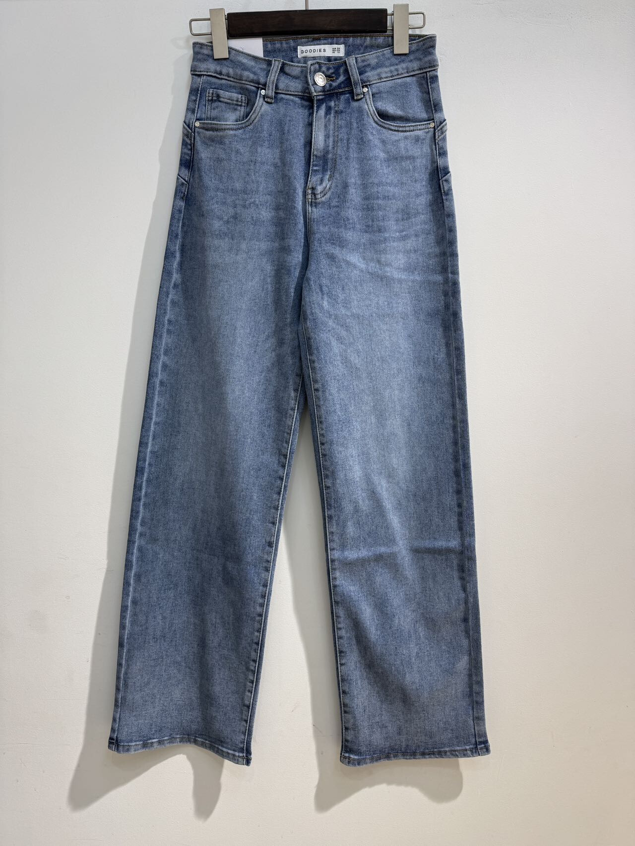 Grossiste Goodies - Jean Wide leg bleu clair effet délavé