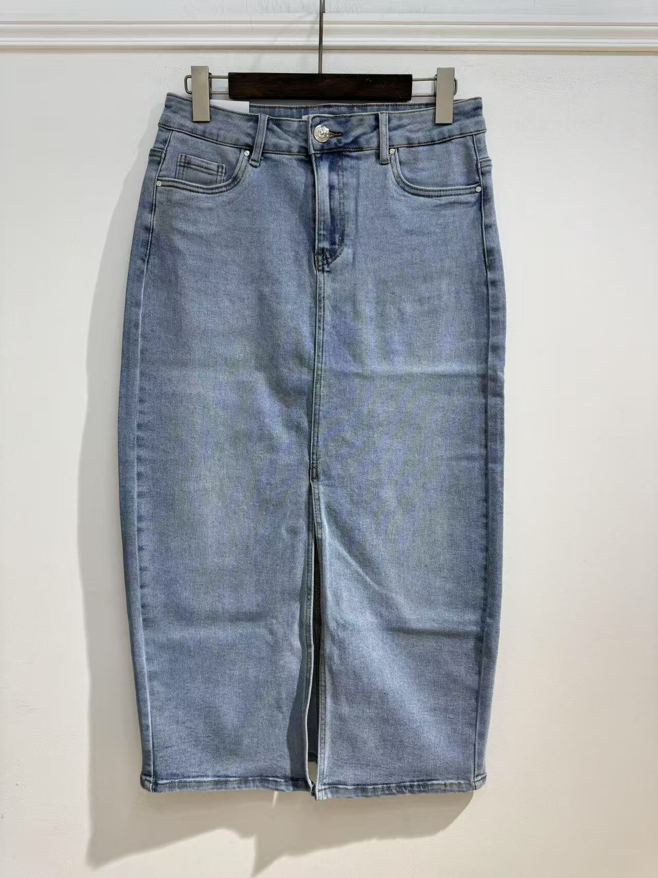 Wholesaler Goodies - Light blue jeans skirt straight cut