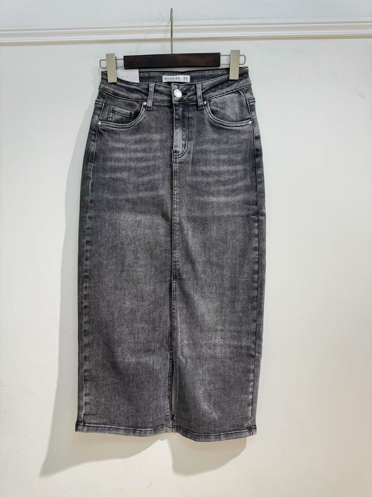 Wholesaler Goodies - Dark gray denim skirt