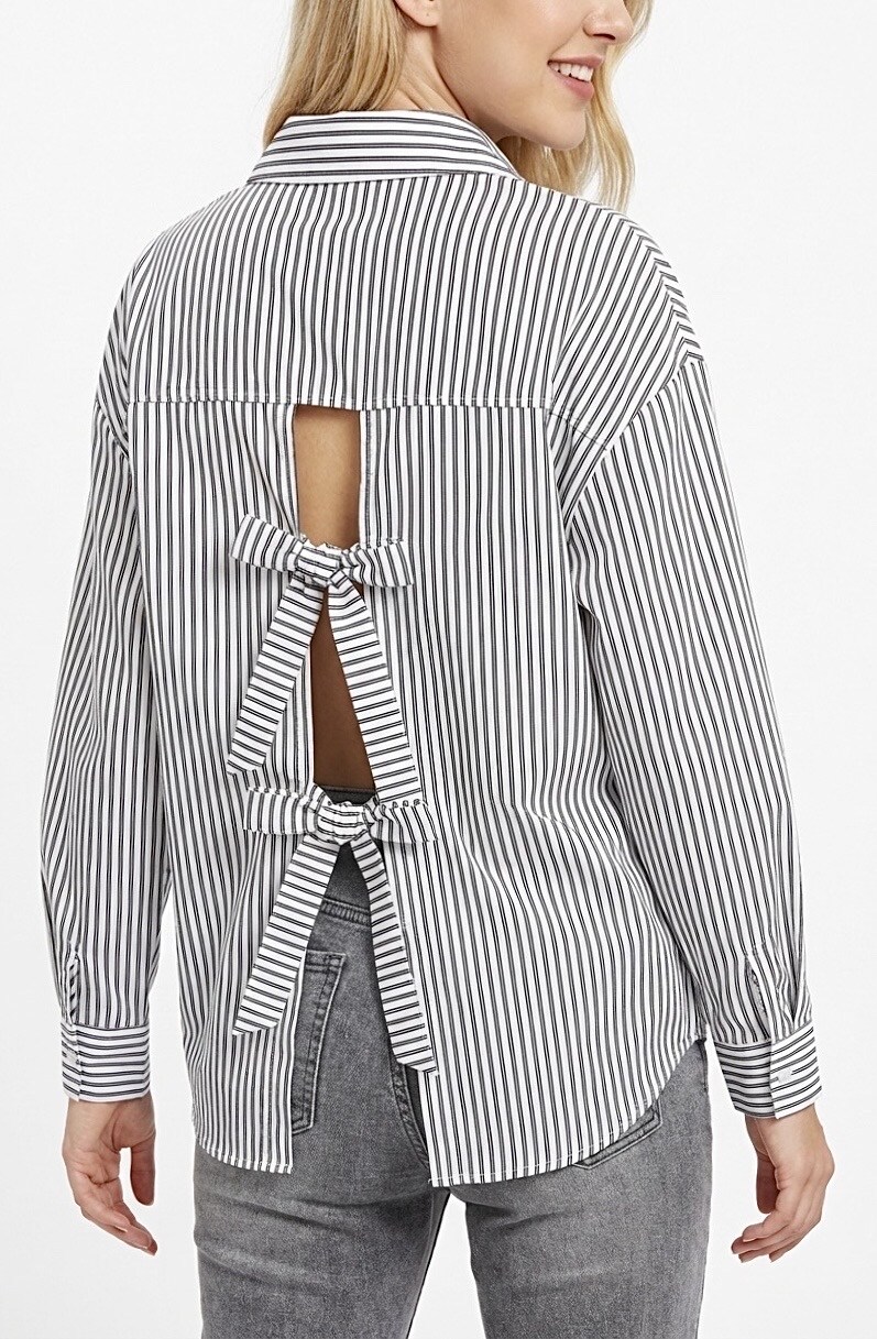 Grossista Graciela Paris - Camicia di cotone a righe, schiena aperta da annodare