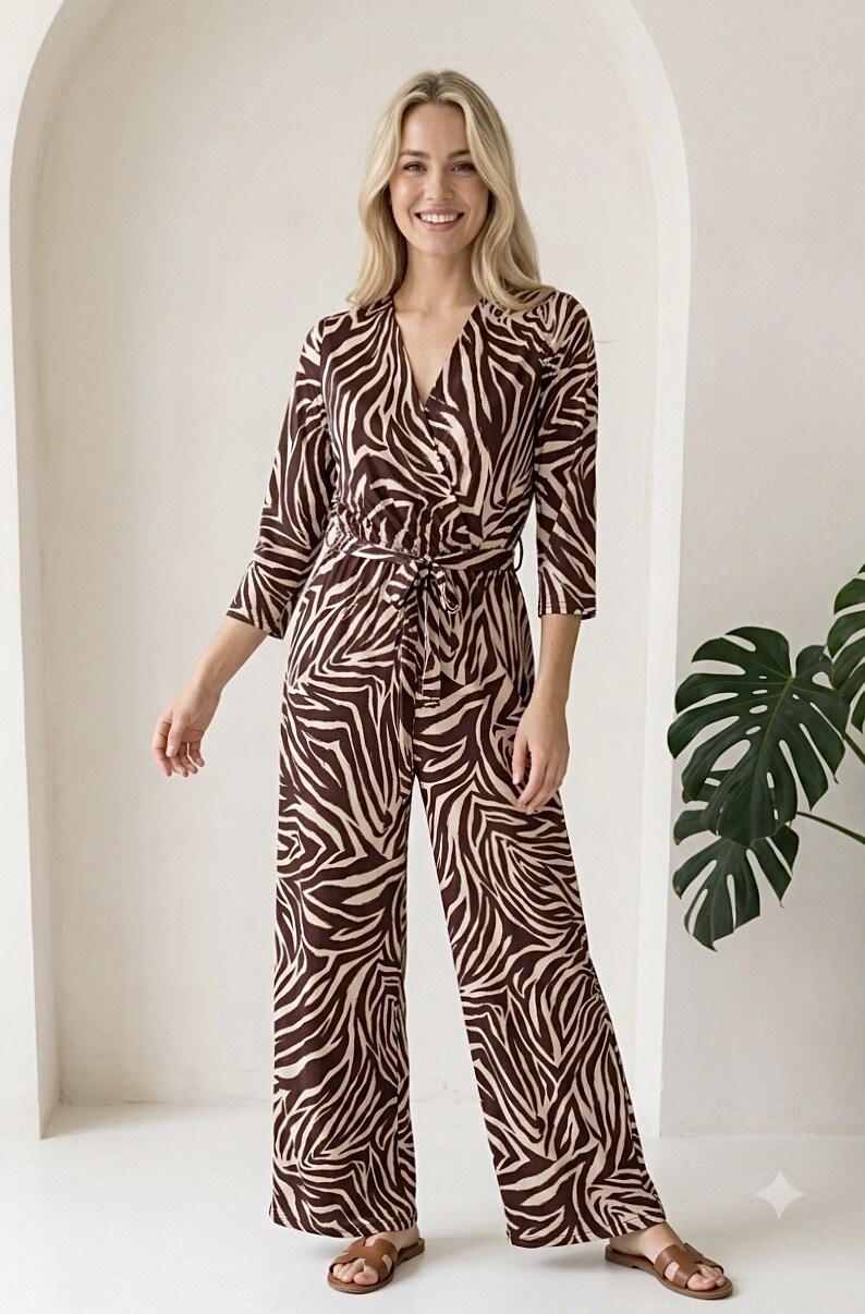 Wholesaler Graciela Paris - Printed. fluid and stretch jumpsuit