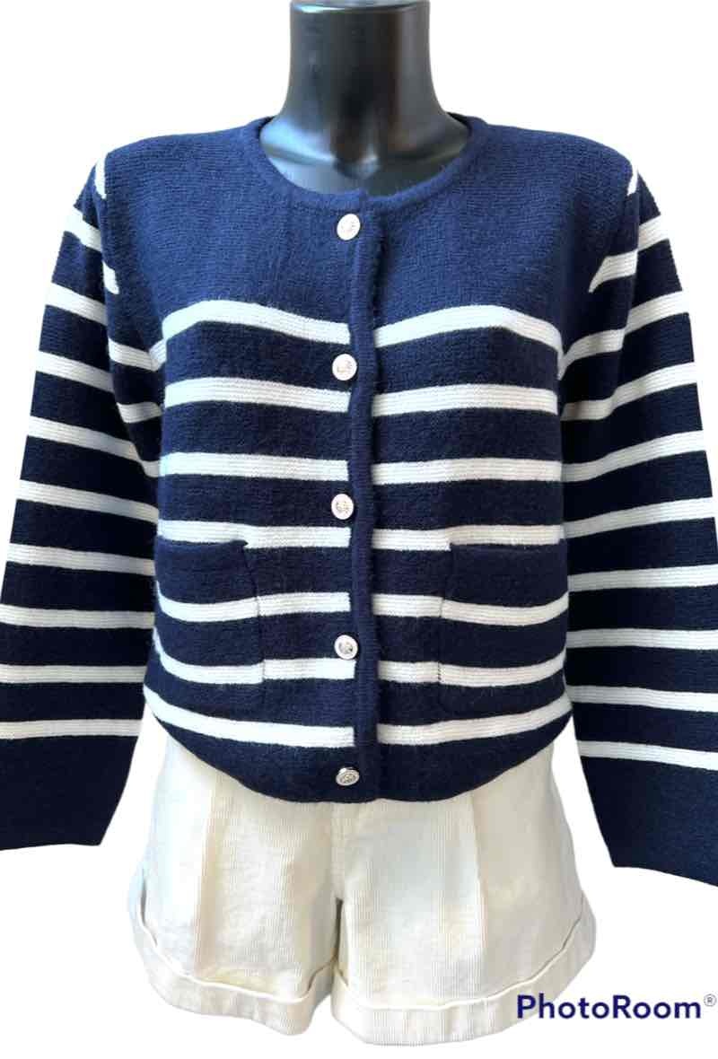 Wholesaler Graciela Paris - Short sailor cardigan. round neck. 2 patch pockets