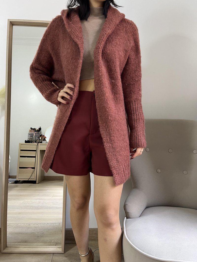 Grossiste Graciela Paris - Gilet long avec capuche