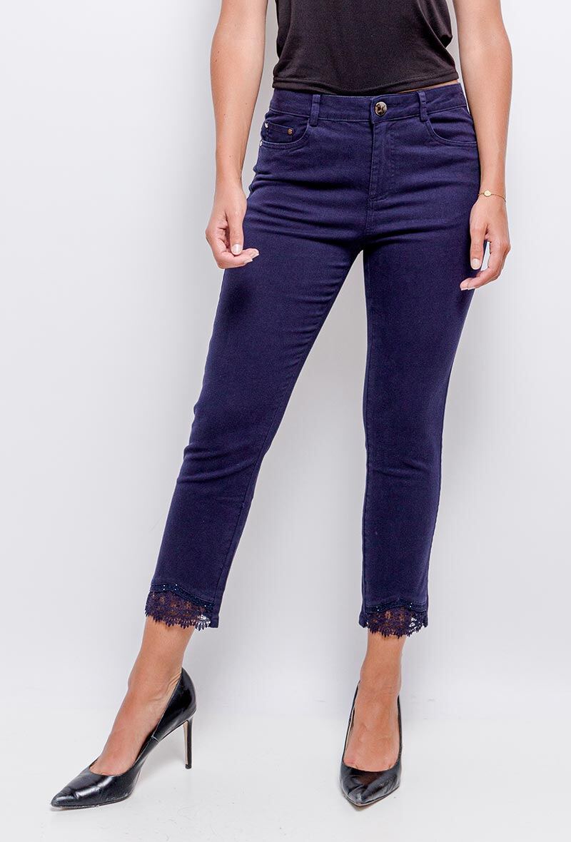Grossiste Graciela Paris - Pantalon avec bordure en dentelle