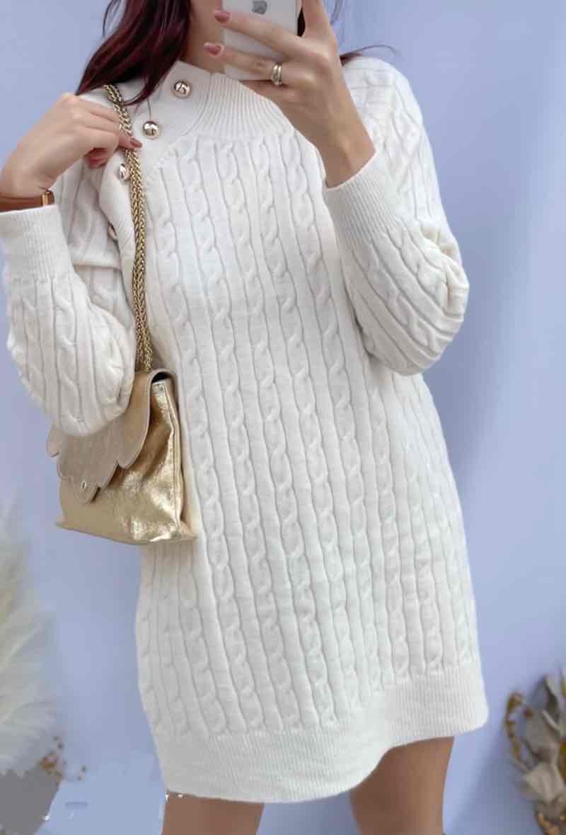 Grossiste Graciela Paris - Robe pull courte à maille ajourée torsades. col montant à fermeture boutons