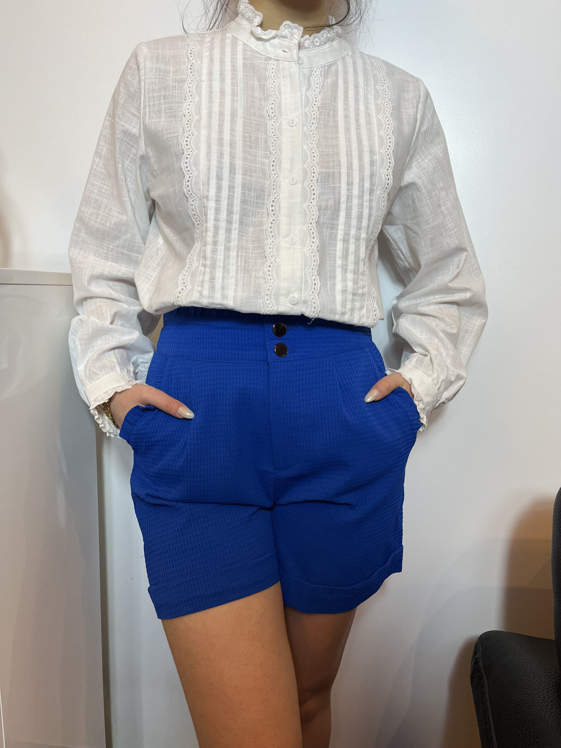 Wholesaler Graciela Paris - Abeil nest shorts