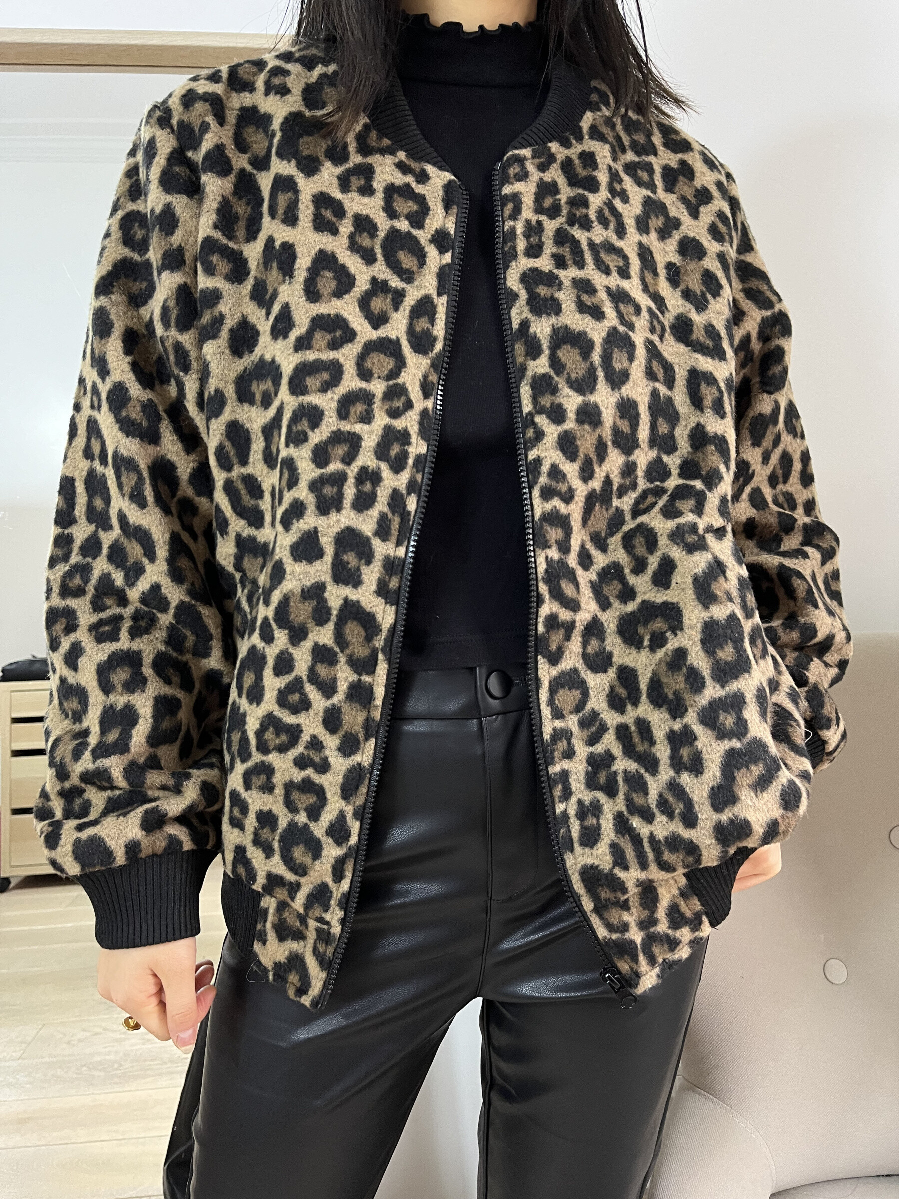 Grossiste Graciela Paris - Veste style bombers léopard