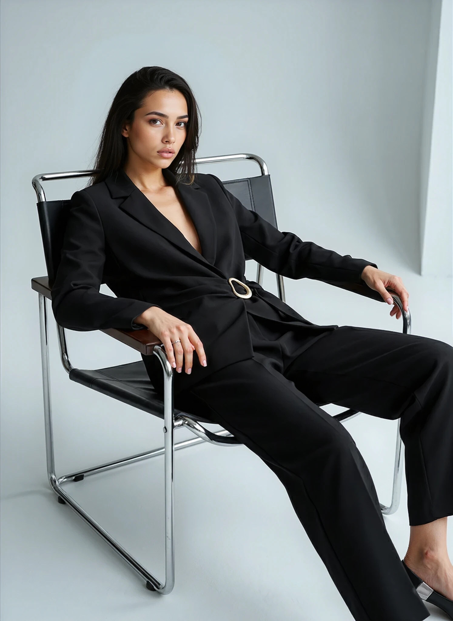 Mayorista GUAS Collection - Conjunto de Traje de Mujer con Hebilla Elegante