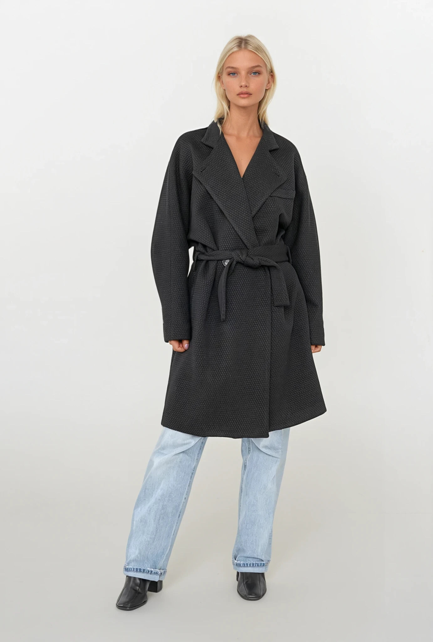 Wholesaler GUAS Collection - Women's formal coat