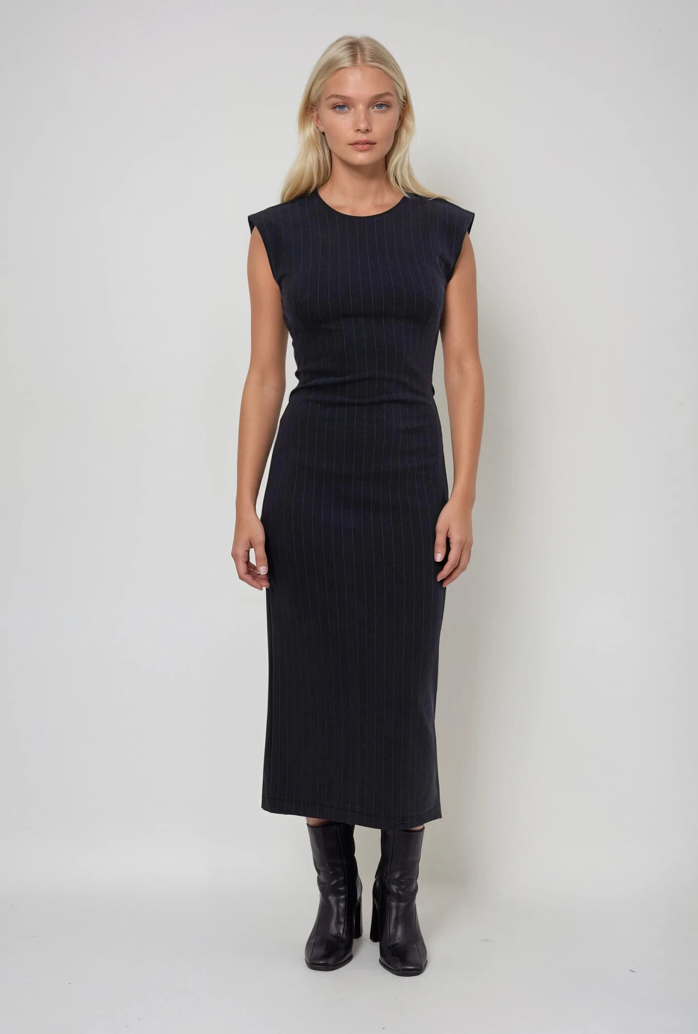 Grossiste GUAS Collection - Robe Longue à rayures