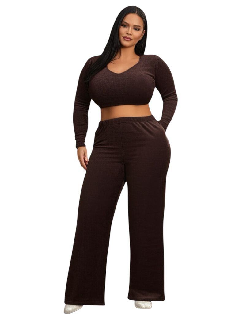 Corduroy pants, plus size fit, perfect for autumn. Comfort with 70% cotton, 27% polyester, 3% elastane. Made in China. High waist