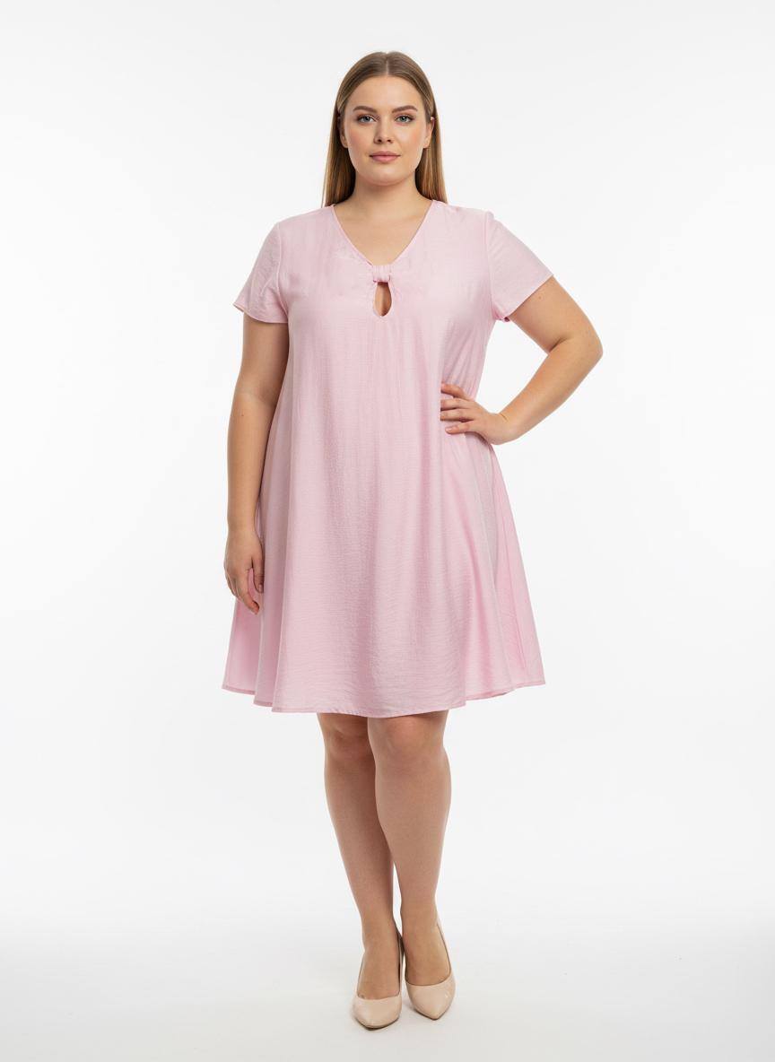 Tunique Longue Grande Taille – Pack de 4 pièces
Tailles incluses : 46 / 48 / 50 / 52
Longueur : 90 cm
Apportez une touche d’élégance et de confort à votre garde-robe avec ce pack de 4 tuniques longues grande taille. Conçues pour épouser les courbes avec légèreté, ces tuniques offrent une coupe fluide et flatteuse, idéale pour toutes les morphologies du 46 au 52.
Leur design épuré, rehaussé d’un petit détail au col, en fait une pièce polyvalente à porter aussi bien au quotidien qu’en sortie. La longueur de 90 cm permet un porté tunique ou robe selon votre style.
Points forts
* 👗 Coupe ample et confortable
* 📏 Longueur idéale de 90 cm
* 🎨 Coloris doux et tendance (selon disponibilité)
* 👚 Col avec détail froncé et ouverture discrète
* 👠 Parfaites avec leggings, jeans ou talons
Contenu du pack
* 4 tuniques de tailles assorties : 46, 48, 50, 52