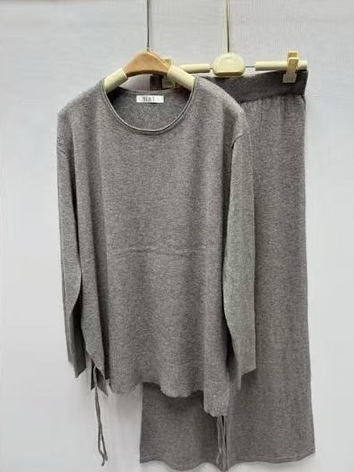 Grossiste H & L - Ensemble pull et pantalon