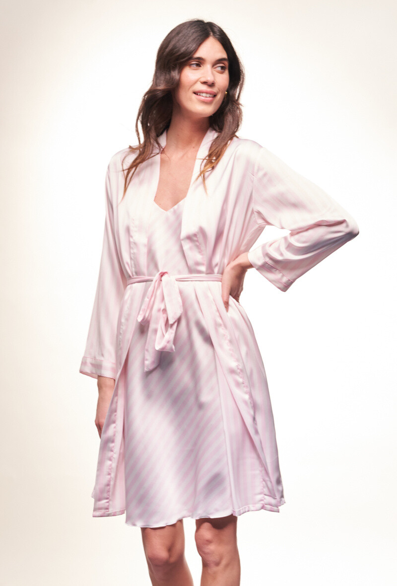Wholesaler H&Nathalie - Bathrobe & Nightgowns in Pink Striped