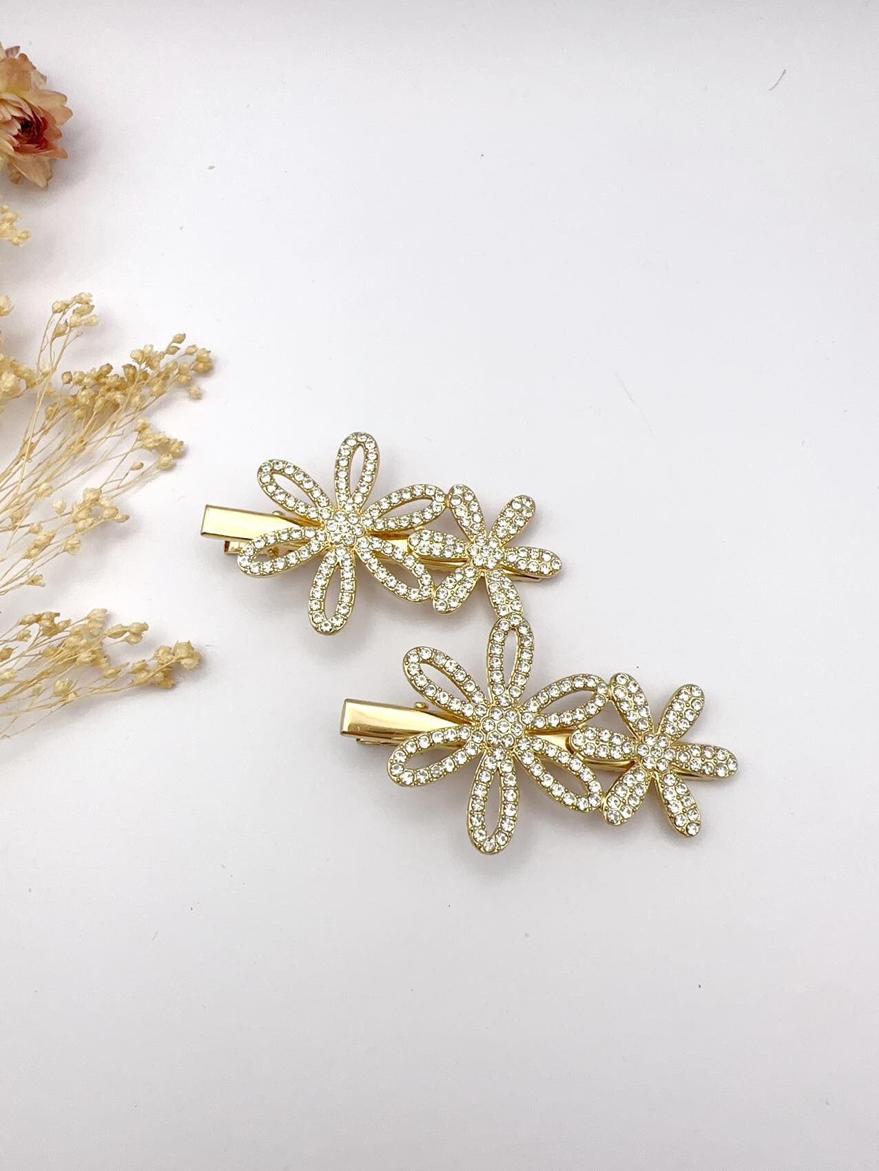 Grossiste H&T Bijoux - Barrettes à cheveux.