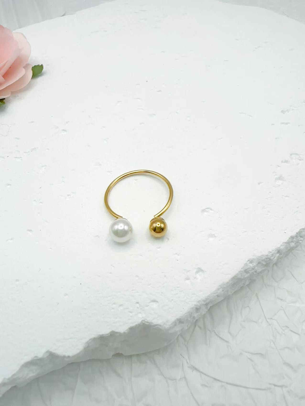 Wholesaler H&T Bijoux - Stainless steel ring.