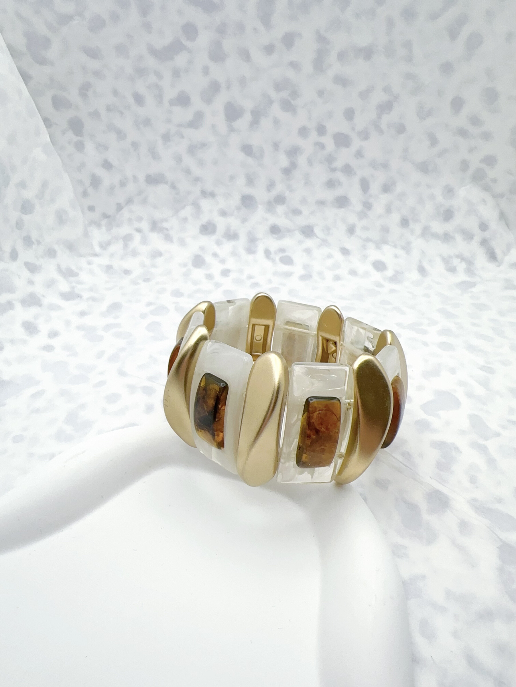 Wholesaler H&T Bijoux - Resin bracelet