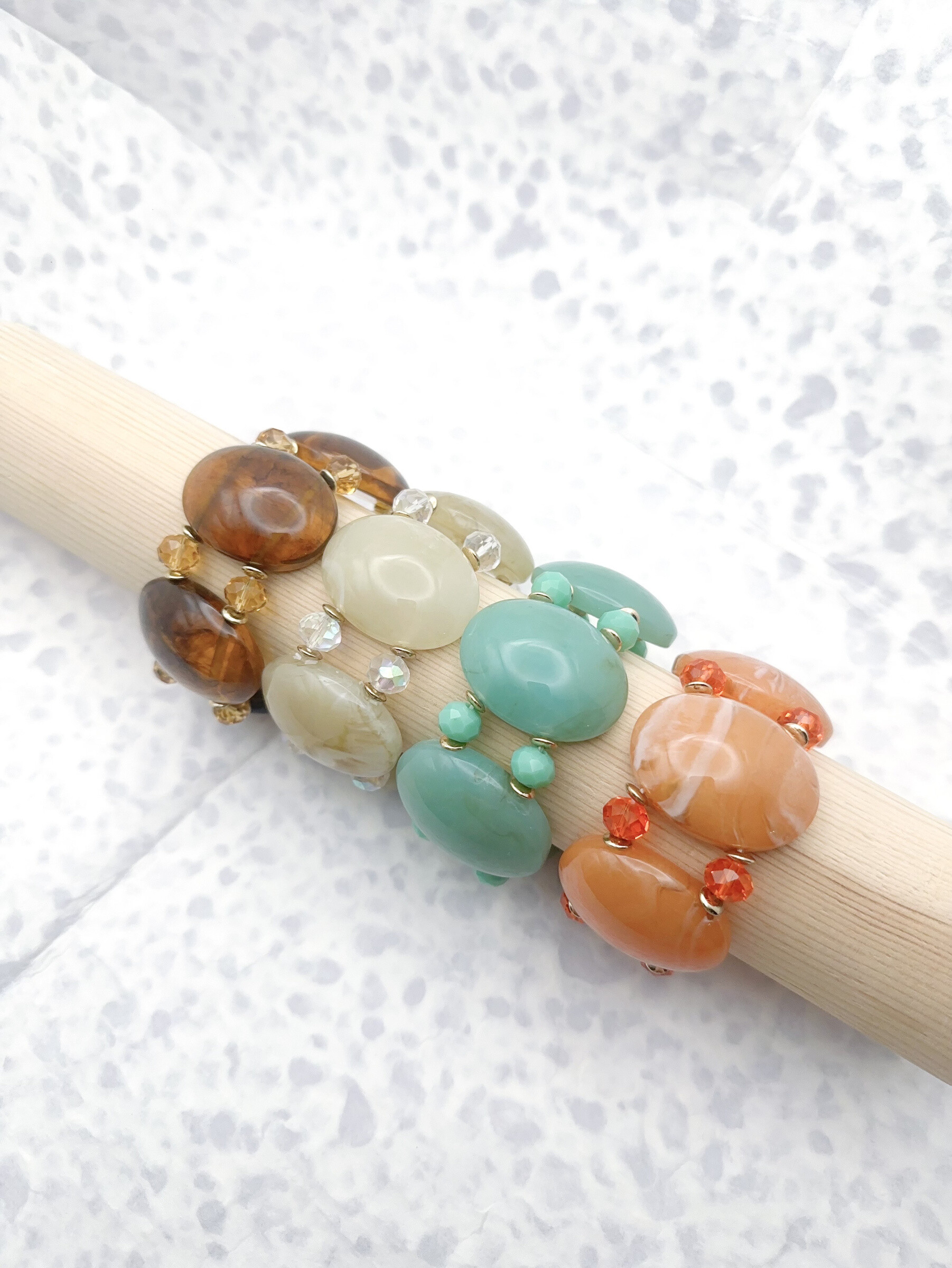 Wholesaler H&T Bijoux - Resin bracelet