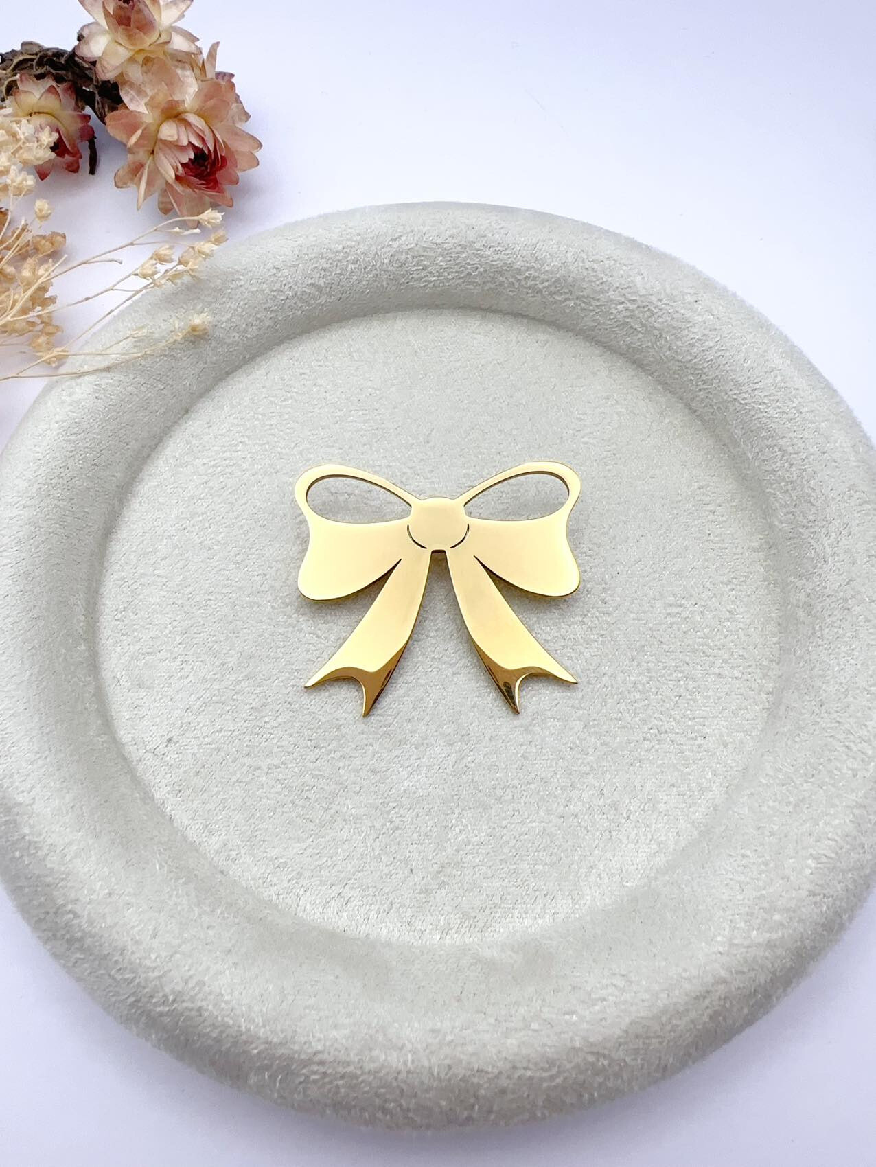 Grossiste H&T Bijoux - Broche en acier inoxydable.