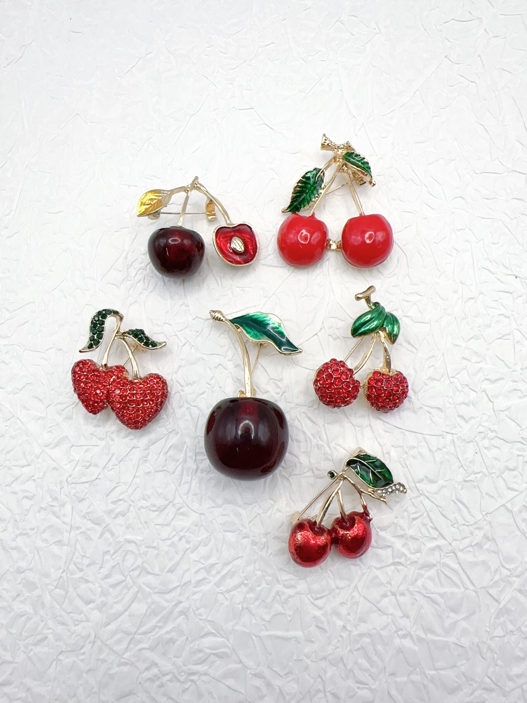 Grossiste H&T Bijoux - Broche cerise