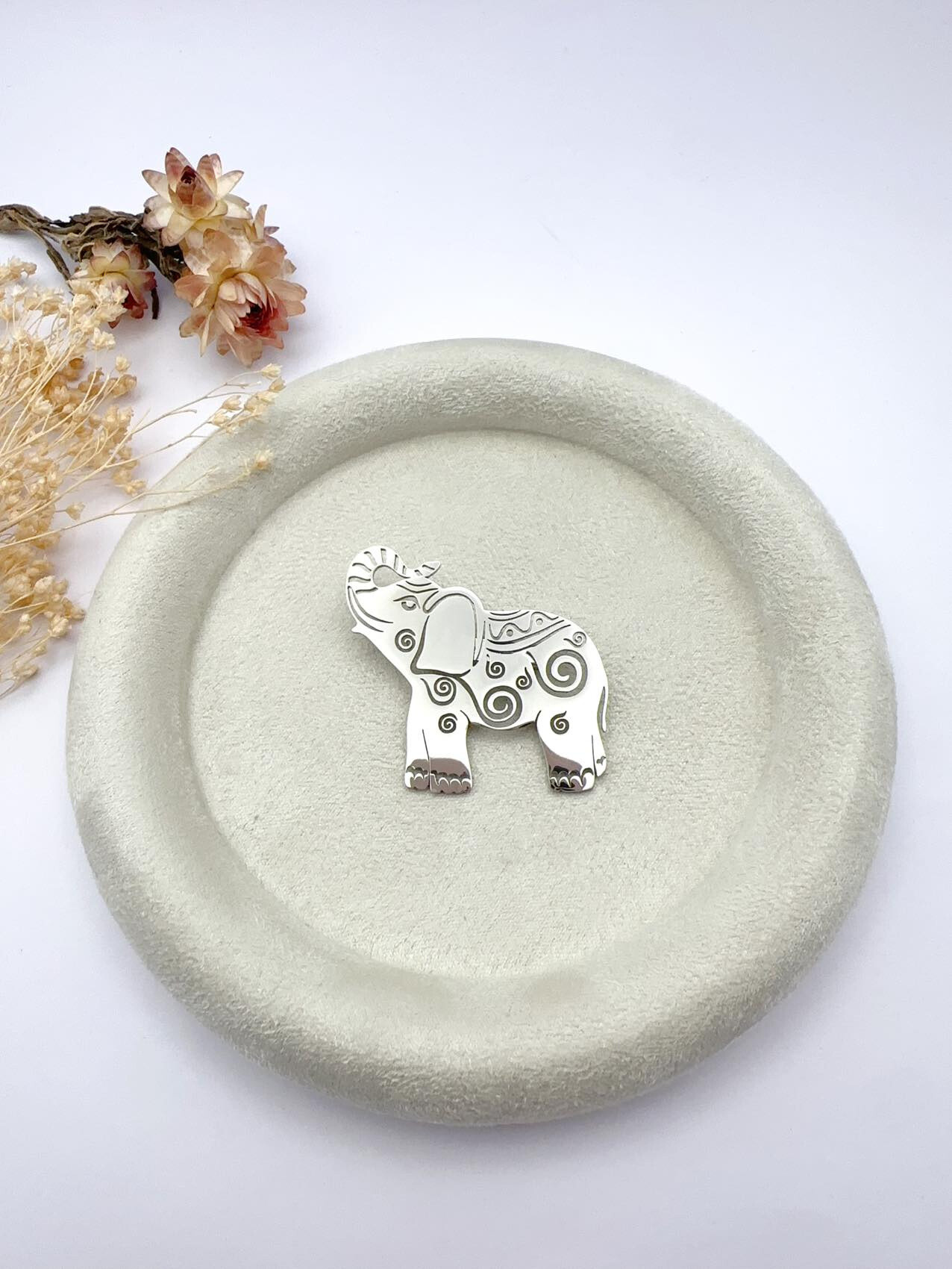 Grossiste H&T Bijoux - Broche en acier inoxydable.