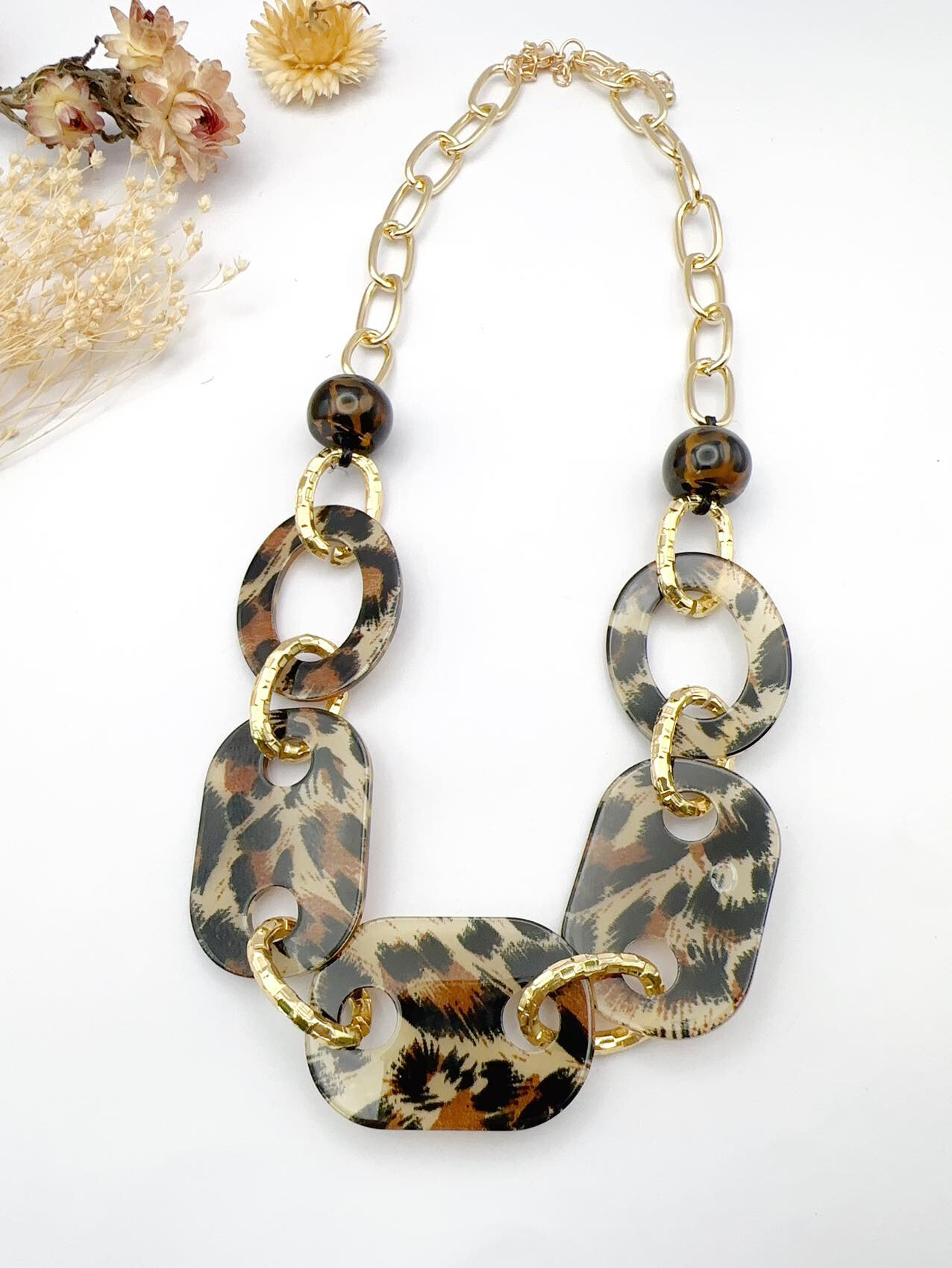 Wholesaler H&T Bijoux - Fancy leopard necklace.