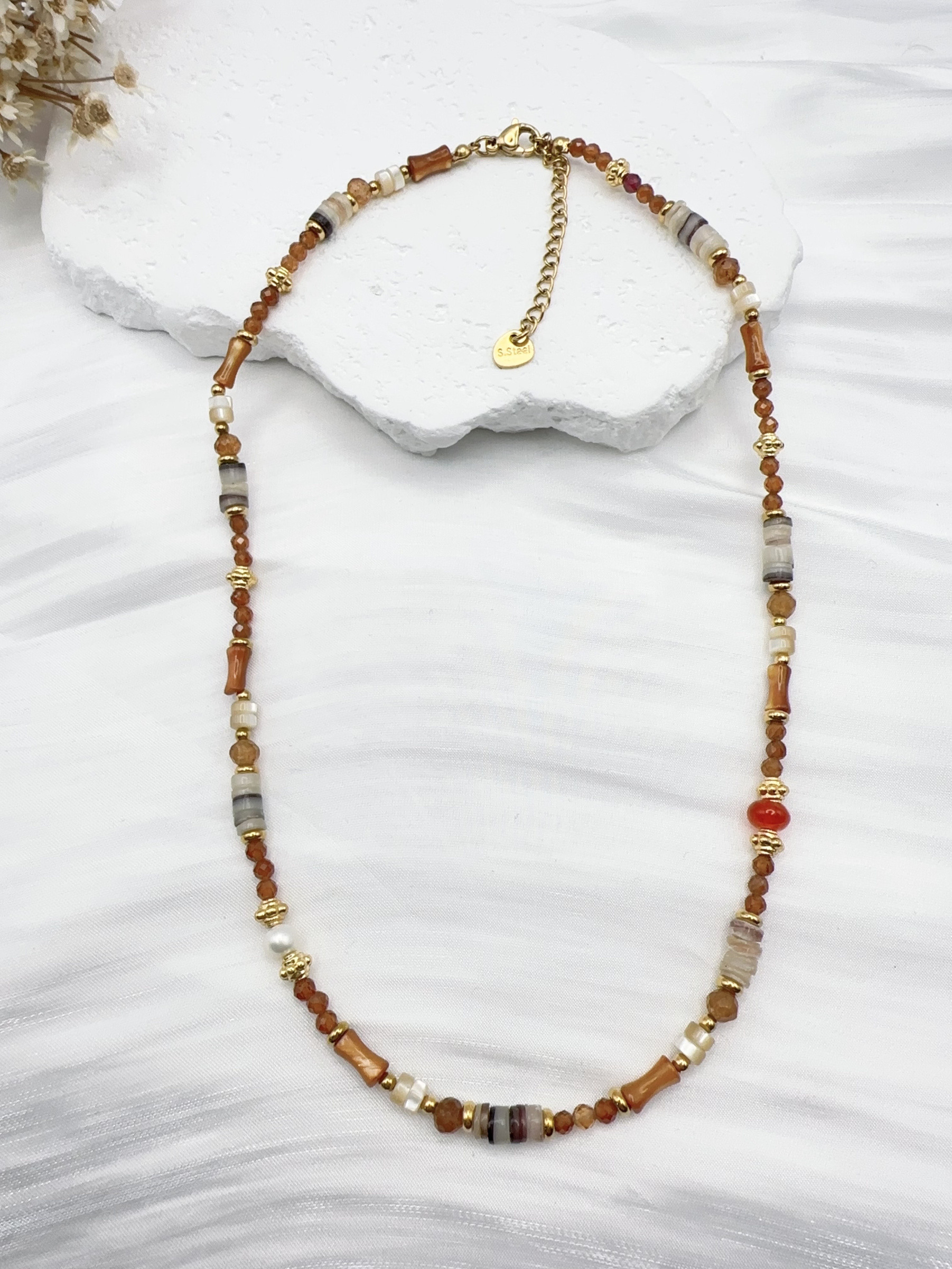 Mayorista H&T Bijoux - Collar de acero inoxidable con piedras naturales.