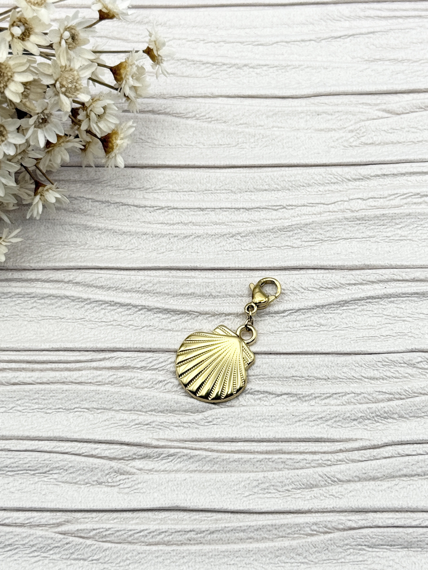 Mayorista H&T Bijoux - Encanto de acero inoxidable.