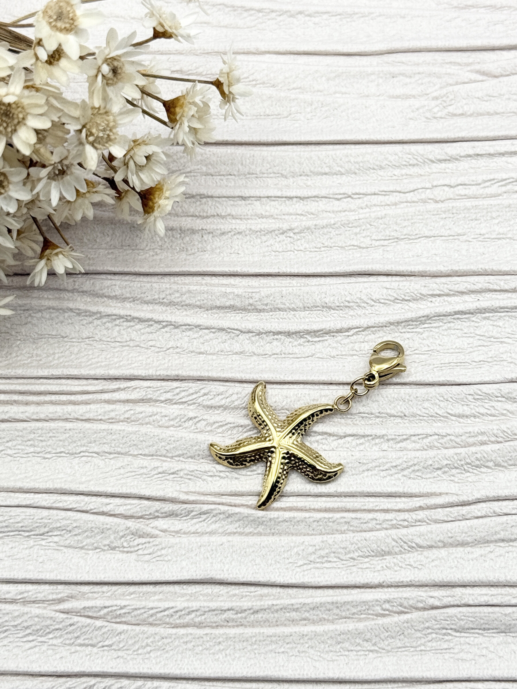 Grossiste H&T Bijoux - Charm en acier inoxydable.