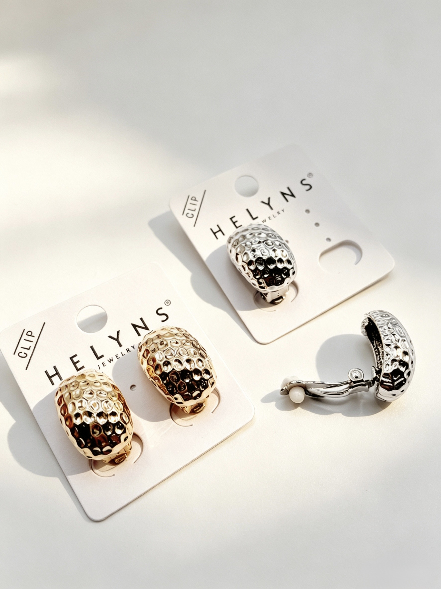 Wholesaler HANA BIJOUX - Honeycomb half-circle clip-on earrings