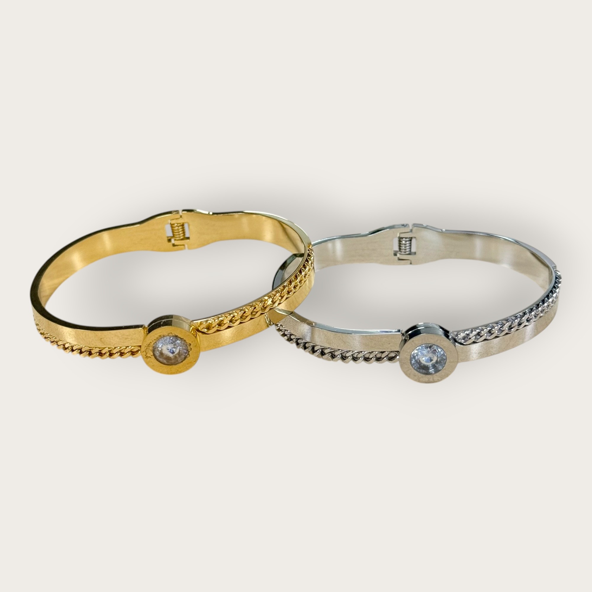 Wholesaler HANA BIJOUX - STEEL CUFF BRACELET WITH SPARKLING ACCENT
