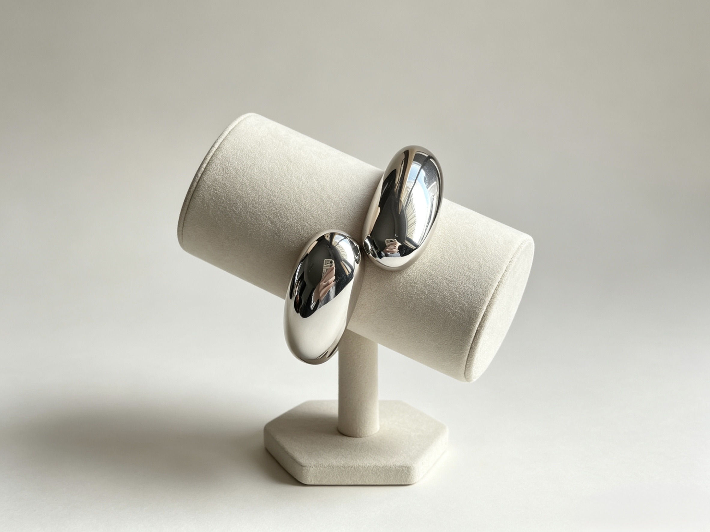 Wholesaler HANA BIJOUX - Drop-shaped rigid bracelet