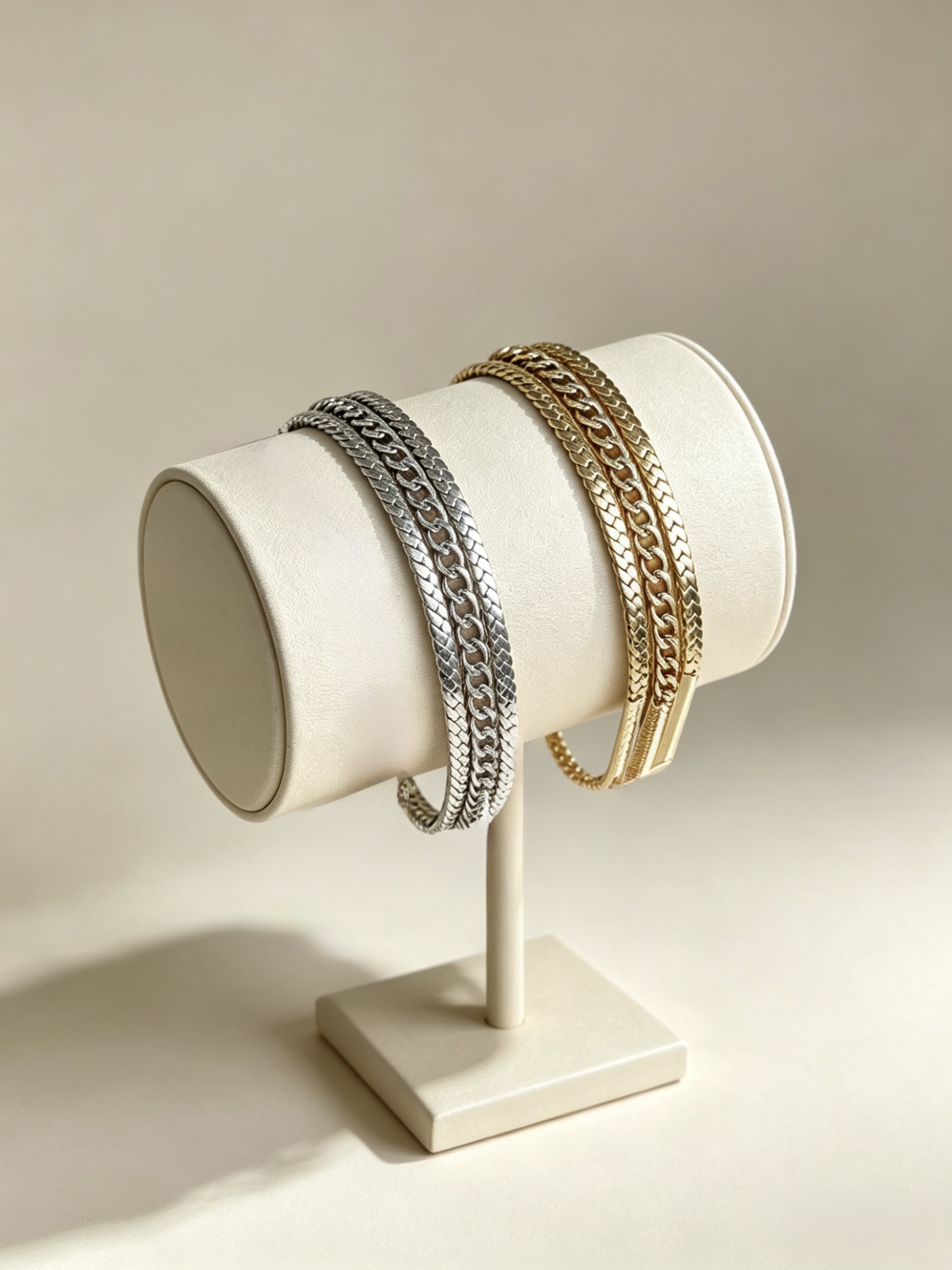 Wholesaler HANA BIJOUX - Mesh-style cuff bracelets in stainless steel