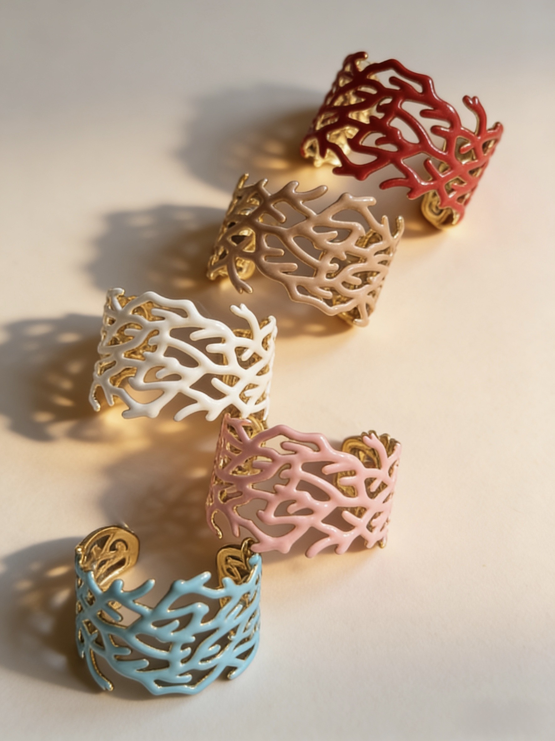 Wholesaler HANA BIJOUX - ENAMELLED CORAL CUFF BRACELET