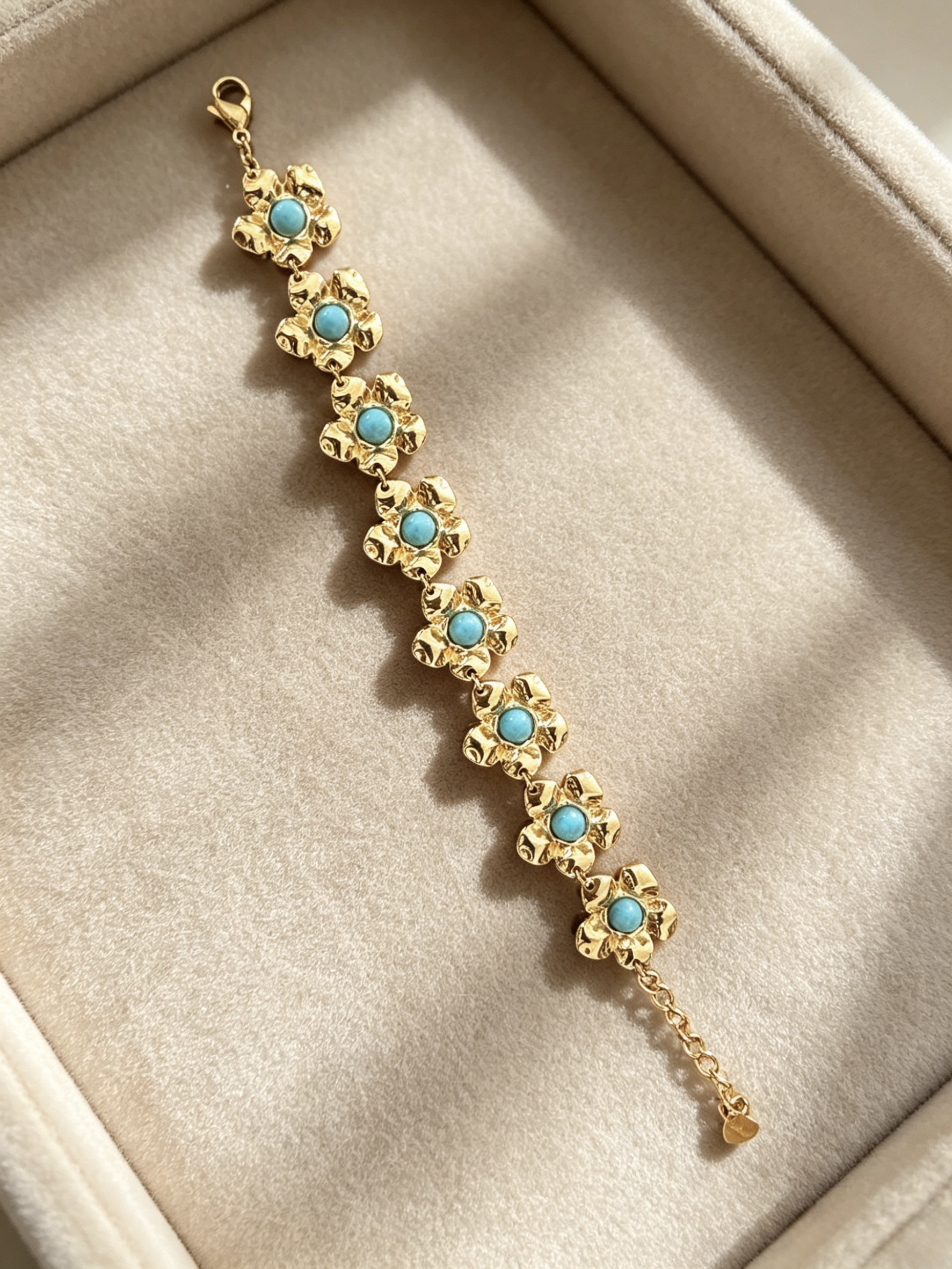 Wholesaler HANA BIJOUX - Gold Chain Bracelet with Flowers
