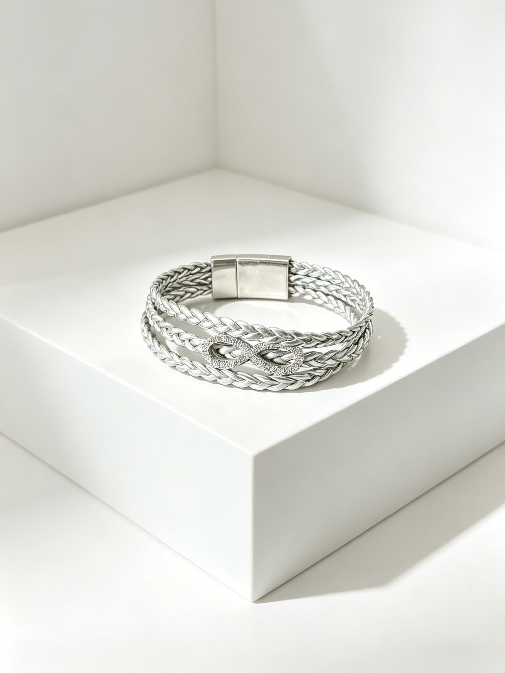Wholesaler HANA BIJOUX - PU BRACELETS