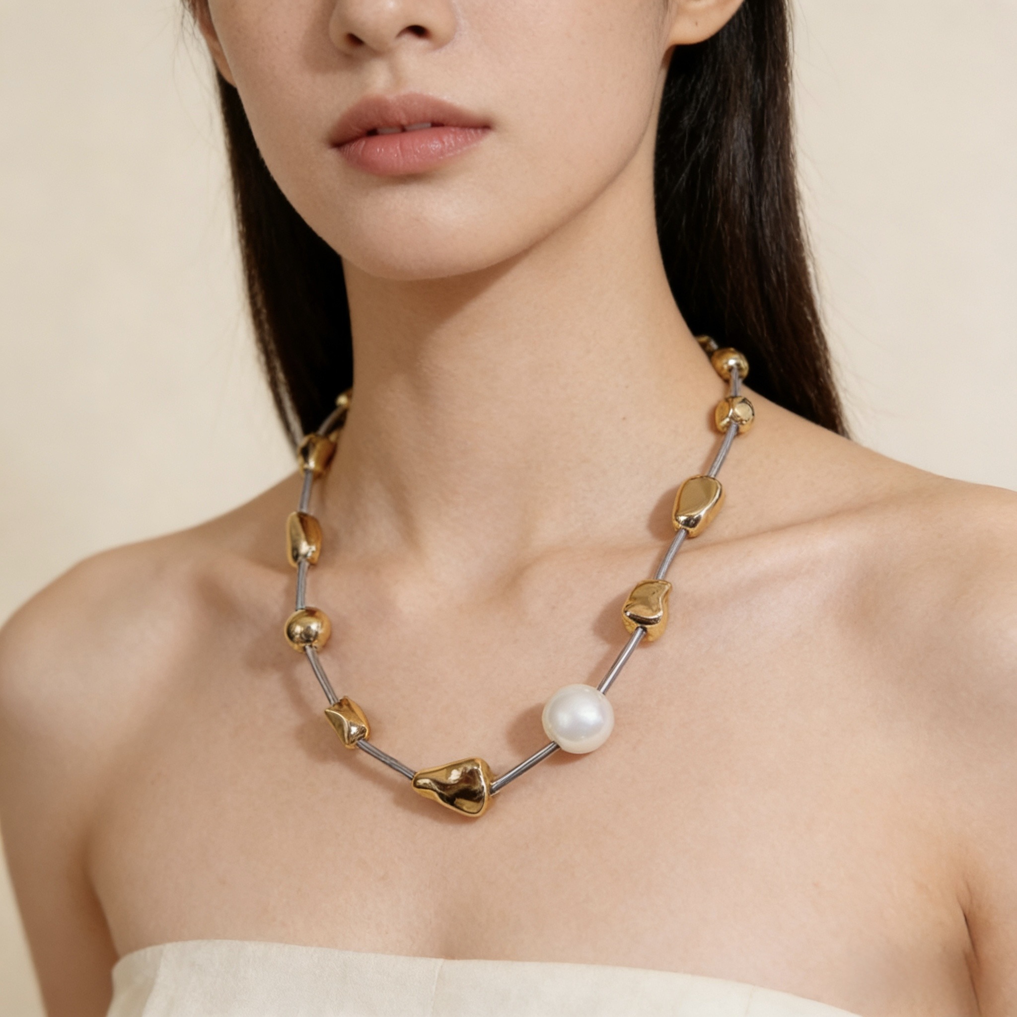 Wholesaler HANA BIJOUX - Elegant asymmetrical gold necklace