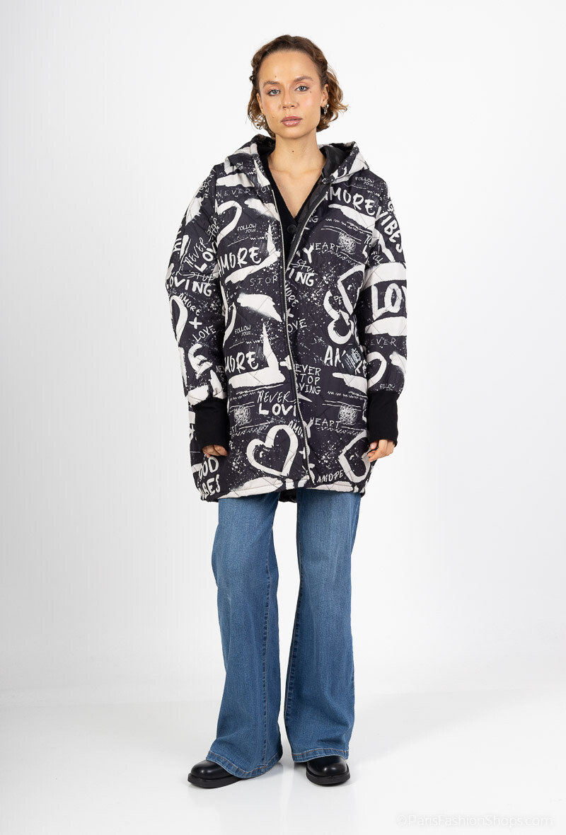 Grossiste Happy Look - Doudoune oversize imprimée écriture. JASMIN
