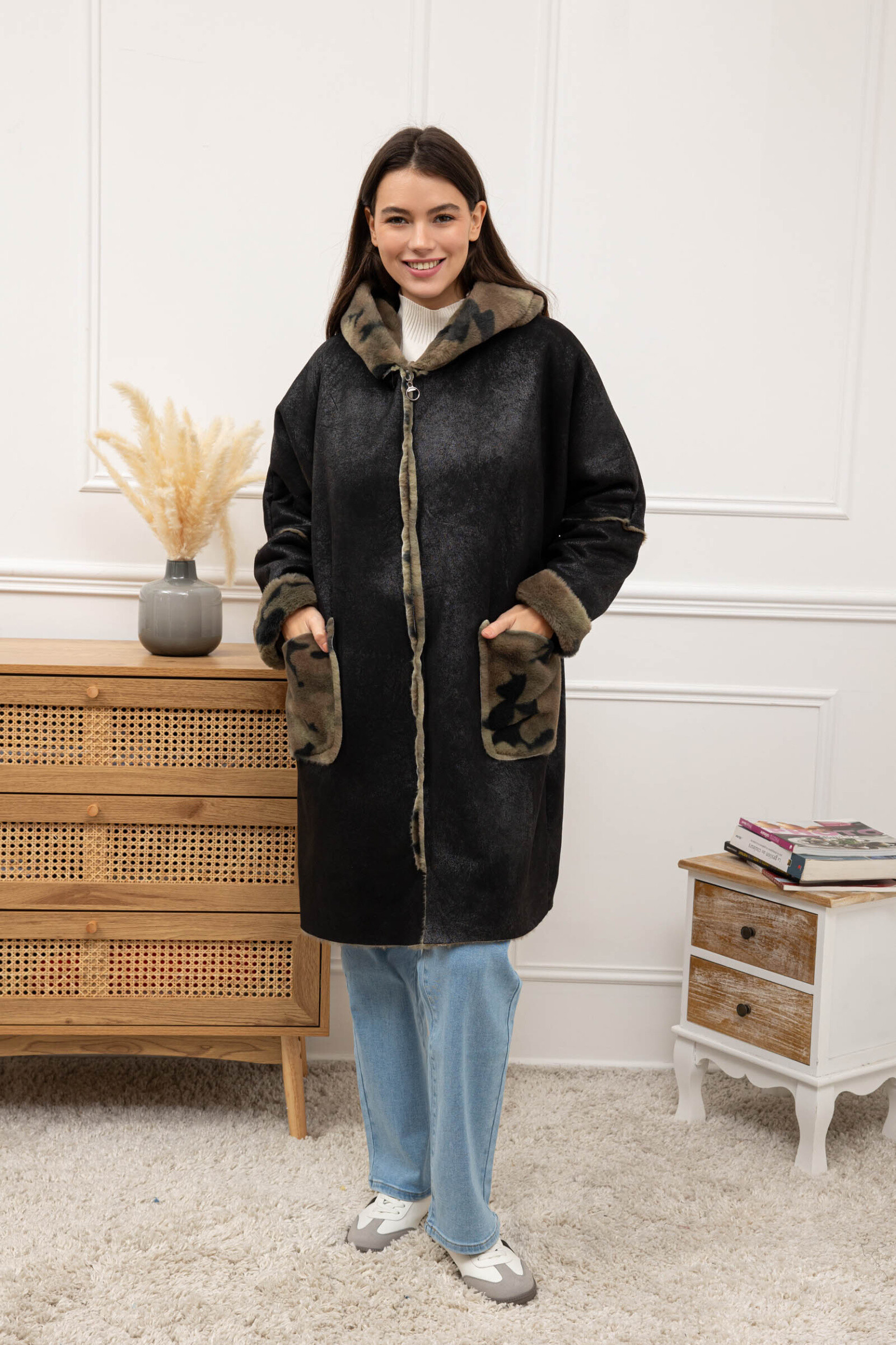 Grossiste Happy Look - Manteau long en fausse fourrure camouflage