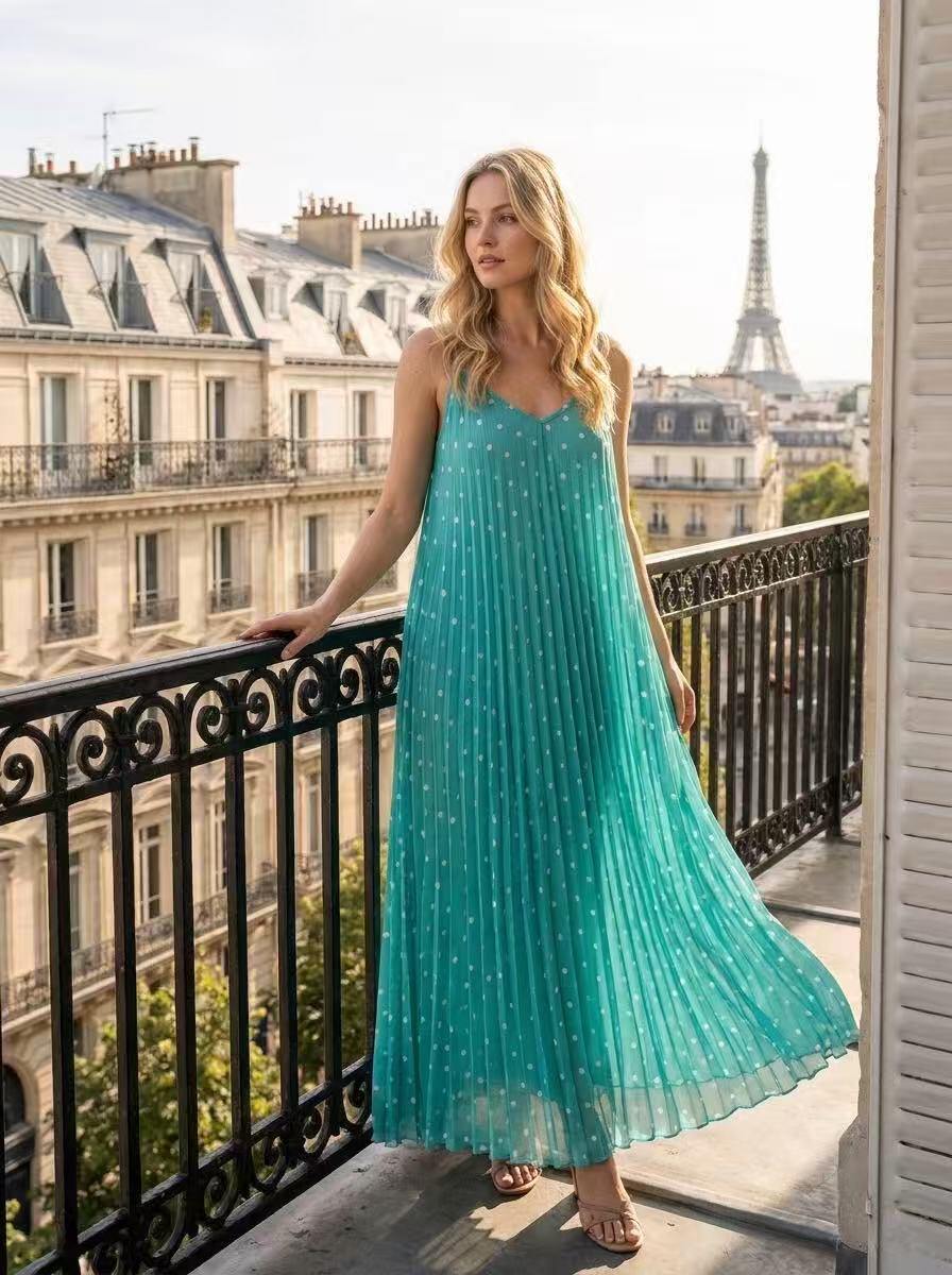 Wholesaler HD DIFFUSION - Pleated Polka Dot Maxi Dress