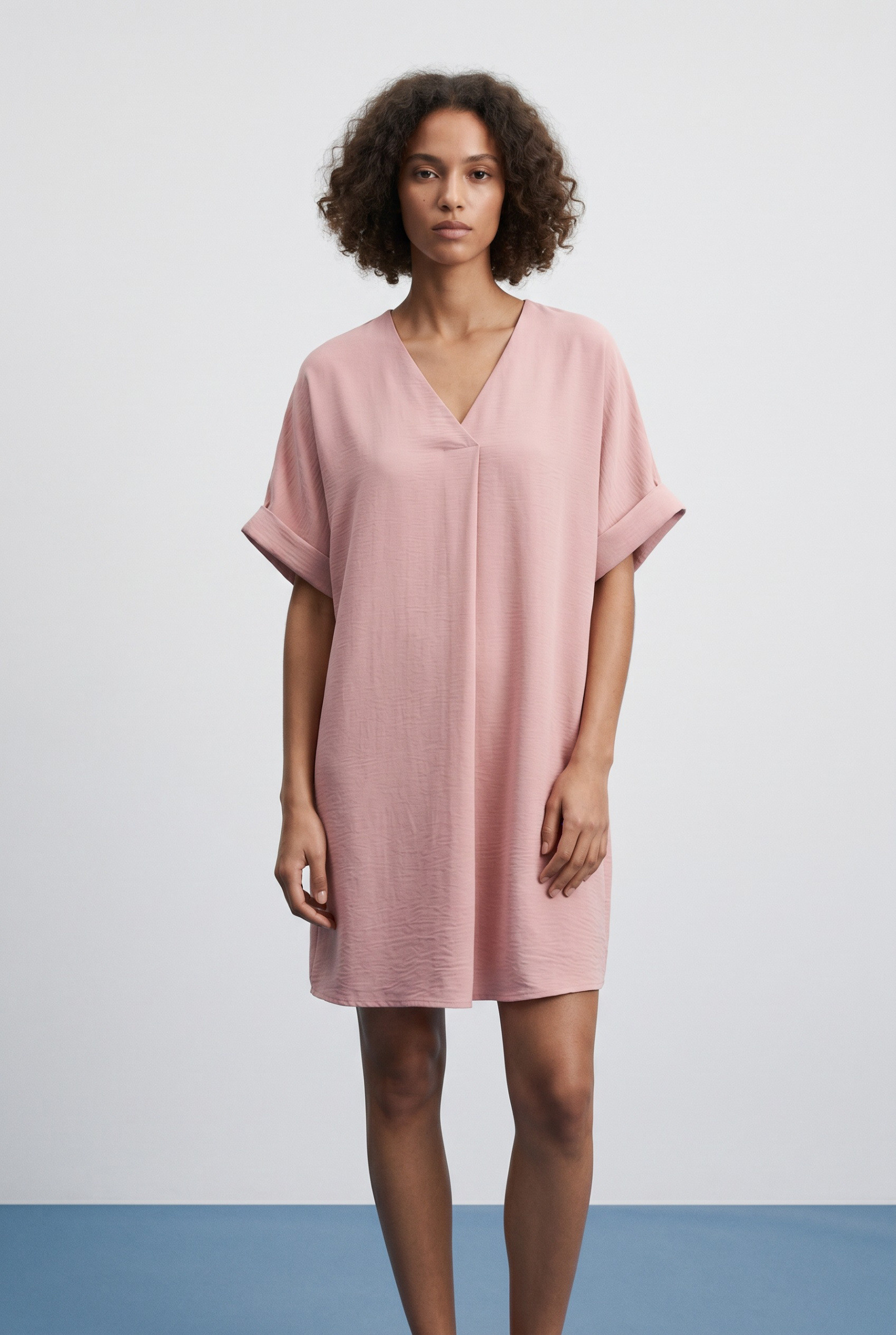 Großhändler HD DIFFUSION - Elegantes Tunika-Kleid