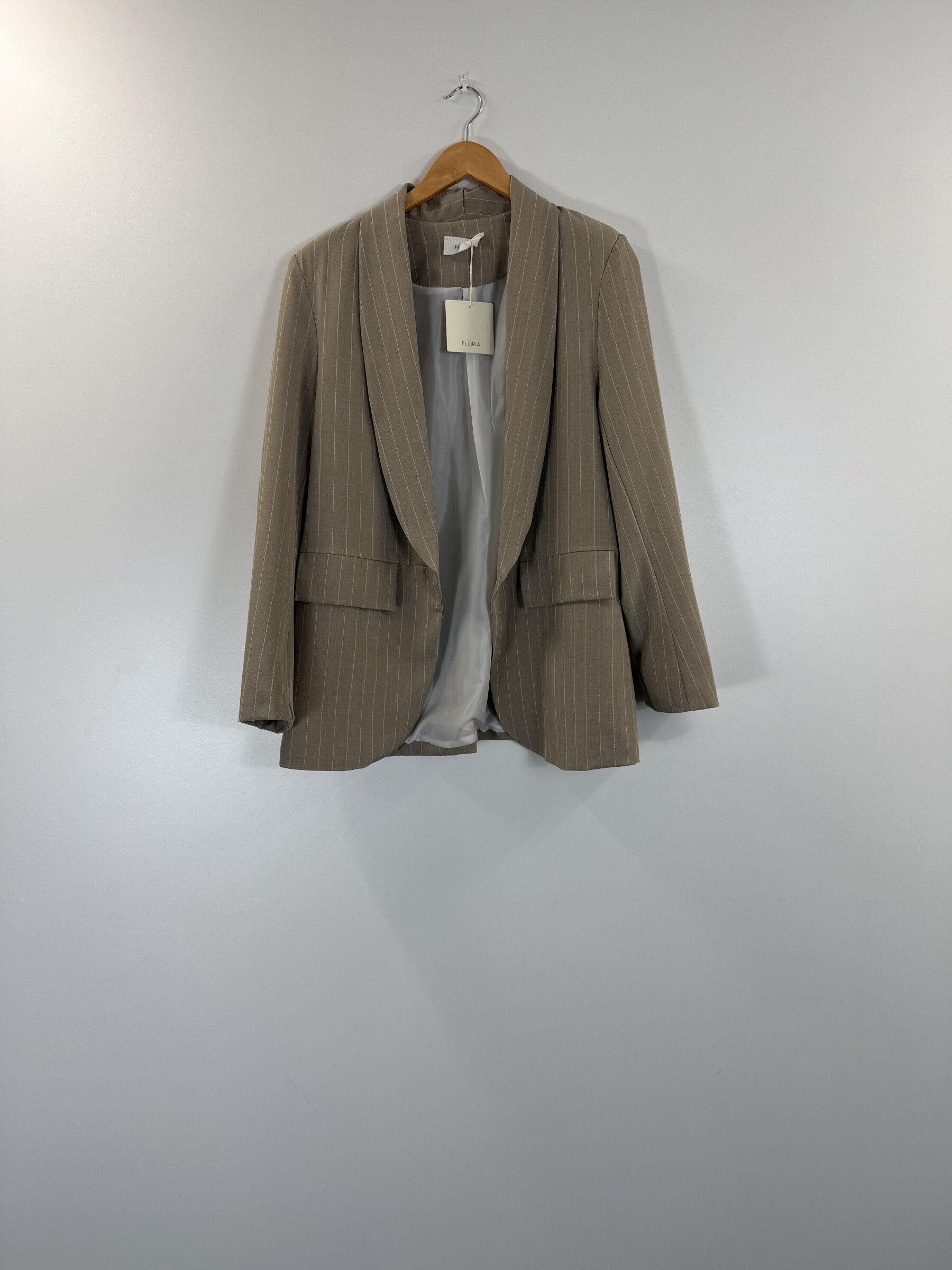 Grossiste HD Diffusion - VESTE